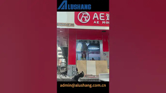 İki rengin birleşimi, Berber shop'un aradığı şık ve rahat deneyime uyuyor.