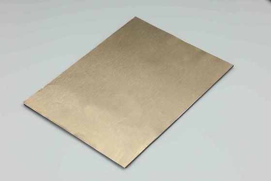 HDPE fırçalanmış alüminyum kompozit paneli 4MM 1.22 X 2.44m Pe alüminyum kompozit paneli