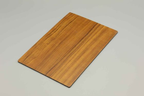 4mm Ahşap Alüminyum Kompozit Panel 2440mm Uzunlukta Ses İzole edici ve Yangına Karşı Sınıf B1 A2 ACP Yaprak