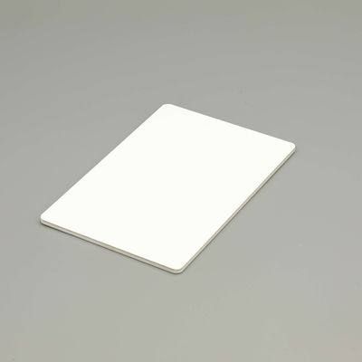 0.03mm 0.6mm PVDF Beyaz Yangın Hazırlanmış Alüminyum Kompozit Panel Duvar kaplama ve Çatı için ACP Çatı Taşı
