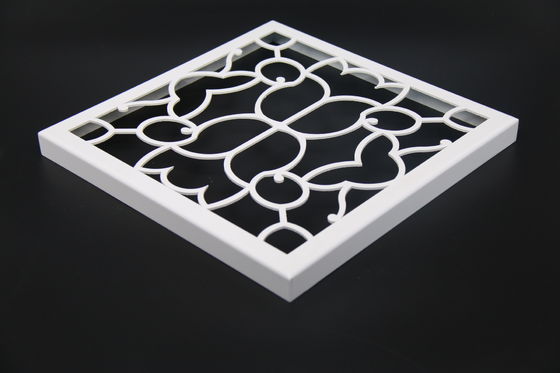 Beyaz Korozyona Dayanıklı ve Antistatik Dış Cephe Duvarı Alüminyum Kaplama Panel Levha Metal Paneller Kullanılarak