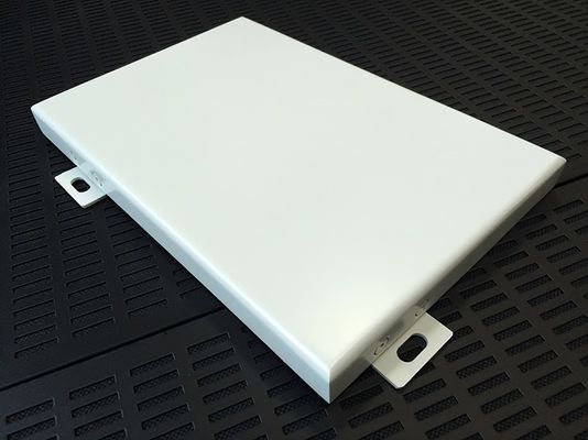 Erozyona dayanıklı fırçalanmış alüminyum kaplama Fluorocarbon kaplı anti-statik dış duvar plağı