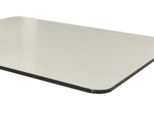 Beyaz Dış Acp Yaprak Paneli Özel 3mm 4mm Kalınlığı Acp Kaplama Evler / Binalar İçin Alüminyum Deri 0.18mm